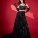 Sunny Leone Instagram - ❤️🖤 . . . Presenting @fablookmagazine anniversary issue. Makeup @starstuckbysl Outfit from @kastaan_ Founder @ankkit.chadha2222 @milliarora7777 Styled by @milliarora7777 @hitendrakapopara Fashion team @tanyakalraaa @sarinabudathoki Mua @kin_vanity Hair @jeetihairstylist Shot by @tanvivoraphotography Produced by @akshat_gutgutia