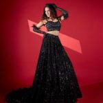 Sunny Leone Instagram - ❤️🖤 . . . Presenting @fablookmagazine anniversary issue. Makeup @starstuckbysl Outfit from @kastaan_ Founder @ankkit.chadha2222 @milliarora7777 Styled by @milliarora7777 @hitendrakapopara Fashion team @tanyakalraaa @sarinabudathoki Mua @kin_vanity Hair @jeetihairstylist Shot by @tanvivoraphotography Produced by @akshat_gutgutia