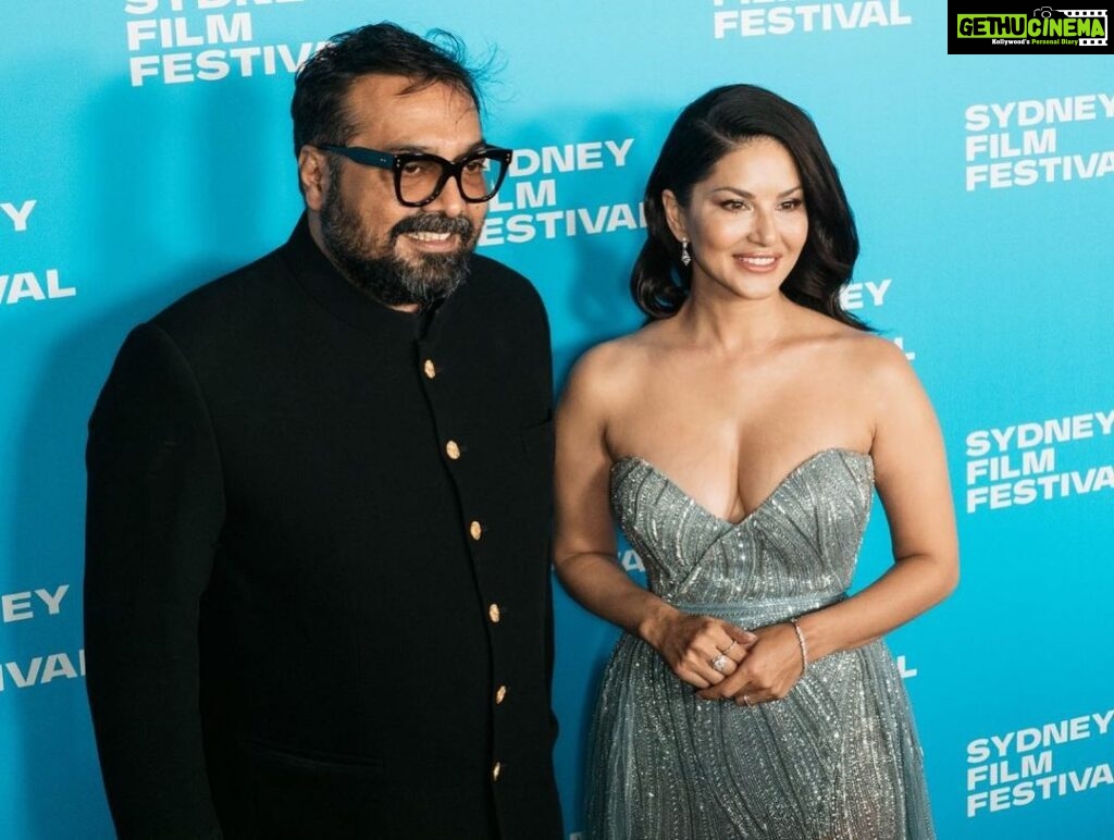 Sunny Leone Instagram - What a night!! Thank you @anuragkashyap10 for this moment. #kennedy @cinemakasam @sydfilmfest