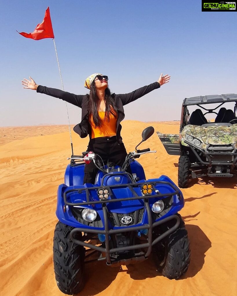 Surabhi Instagram - Had the most #exhilerating experience riding the #quadbike in the beautiful #arabiandesert 😎☀️ #desertlife #travel #vacay #dxb #dubai #adventure #desertsafari #surofficial