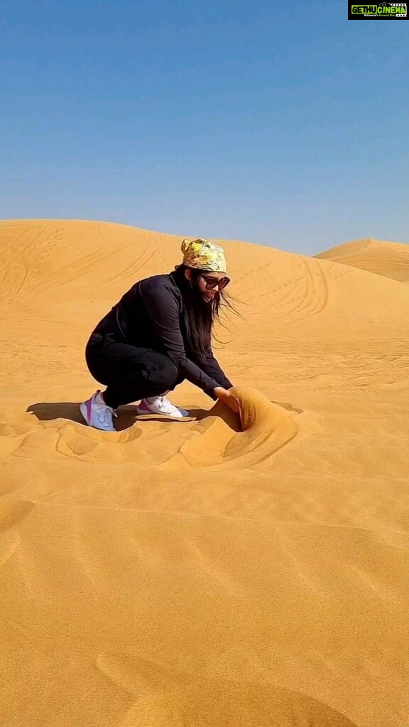 Surabhi Instagram - The magic of the desert 🏜 #desert #travelgram #instareels #reelitfeelit #dxb #surofficial #solitude