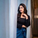 Surabhi Instagram – Loving the weather outside🌧

Styled by @officialanahita
Outfit: @notchabovecreations
Jewellery: @accessoriesbyanandita
Makeup: @glitteraisestudio 
Hair: @seena_hair143
Captured 📸: @they_call_me_keshu 
:
:
:
:
:
:
:
:
:
#instagood #surofficial #surbhi #instamoment #blueming #surabhi #instalove #hyderabad