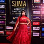 Surabhi Instagram – @surofficial Looks ravishing in red at the #SIIMA2022 Red Carpet!❤️

Sponsors: @wolf777newsofficial @confidentgroupofficial @sky_exch_ #NVYTV @bharathicementofficial @marsgalaxyindia @hindwarehomes @parleproducts @easemytrip @canarabankinsta @cocacola_india

#Wolf777 #ConfidentGroup #SkyExchnet #NVYTV #BharathiCement #Galaxychocolate #Hindware #Parlefulltossbaked  #Easemytrip #Canarabank # #cocacola #SIIMA2022 #10YearsofSIIMA #RedCarpet