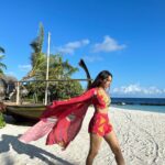 Surbhi Jyoti Instagram – Island life …. 🏖️
#tannedskin 
.
.
.
.
.
.
.
Wearing @babitamalkani 
Dreads @drad.dreadsetgo