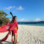 Surbhi Jyoti Instagram – Island life …. 🏖️
#tannedskin 
.
.
.
.
.
.
.
Wearing @babitamalkani 
Dreads @drad.dreadsetgo