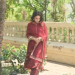 Surbhi Jyoti Instagram - My love for Indian wear 🫰🏼 . . . . . . . . . Wearing @sarangkaur.in HMU @tanyamakeoverofficial