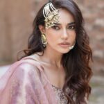 Surbhi Jyoti Instagram - 🌸🌸🌸 . . . . . . . Video - @deepikasdeepclicks Outfit by- @whitelilybynavneetsidhu Styled by- @__snehasharma___ Jewellery by- @rasa_jewels Hair @aartigupta5565 MUA @thatgalwithmakeup
