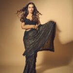 Surbhi Jyoti Instagram - ♠️ . . . . . . Saree @sawangandhiofficial Styled by @stylingbyvictor @sohail__mughal___ Accessories @nehbynehaparmar Assisted by @styleby_antara @janvijain123 Makeup @jyotiiadvani.artistry Clicked by @gohil_jeet