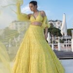 Surveen Chawla Instagram – When at Cannes shine brighter than the sun 💛
Thanks to my most amazing team for making my vision come to life.
Makeup: @letsmakeupwithanna
Hairstyle: @asma.hairstyle_
Outfit: @seemagujraldesign
Jewellery: @hybajewels @karishma.joolry @raabtabyrahul @anaqajewels
Styled by: @sukritigrover
Styling Team: @vanigupta.23 @simrankumar19
Cannes styling assistant: @yuliamoatti_stylist
Photographer: @faisal_miya__photuwale
#Cannes #Cannes2023