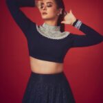 Surveen Chawla Instagram - Poetry & Black 🖤 Outfit - @namratajoshipura Jewellery - @gehnajewellers1 @karishma.joolry @ayanasilverjewellery @blingsutra @house.of.midas @ascend.rohank Makeup - @tush_91 Hair - @gohar__shaikh 📸 - @kadamajay Styled by @sukritigrover Team @simrankumar19 @vanigupta.23