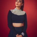 Surveen Chawla Instagram - Poetry & Black 🖤 Outfit - @namratajoshipura Jewellery - @gehnajewellers1 @karishma.joolry @ayanasilverjewellery @blingsutra @house.of.midas @ascend.rohank Makeup - @tush_91 Hair - @gohar__shaikh 📸 - @kadamajay Styled by @sukritigrover Team @simrankumar19 @vanigupta.23