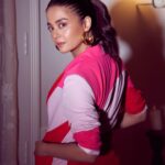 Surveen Chawla Instagram - Make way and Block it up!! ❤️💗 Outfit - @missyempire @misho_designs @shopanatina Shoes - @stevemaddenindia Styled by @sukritigrover Team @vanigupta.23 @simrankumar19 HMU @tush_91 @gohar__shaikh 📸 @visualaffairs_va