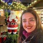 Surveen Chawla Instagram - Tis' the season of red 🍒 Merry Christmas 🎄Merry Everything guys ❤️