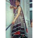 Surveen Chawla Instagram – Fluid and geometric…
Classic and contemporary…
A Riviera special🖤🤍

Outfit: @ka_sha_india
Jewellery: @rheakapoor x @pipabella by @nykaafashion
Styled by: @sukritigrover 
Styling Team: @vanigupta.23 @simrankumar19
Intern: @mahek_gada 
Shot by: @faisal_miya__photuwale 

#Cannes #Cannes2023