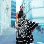 Surveen Chawla Instagram – Fluid and geometric…
Classic and contemporary…
A Riviera special🖤🤍

Outfit: @ka_sha_india
Jewellery: @rheakapoor x @pipabella by @nykaafashion
Styled by: @sukritigrover 
Styling Team: @vanigupta.23 @simrankumar19
Intern: @mahek_gada 
Shot by: @faisal_miya__photuwale 

#Cannes #Cannes2023