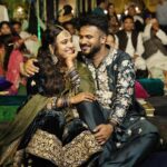 Swara Bhaskar Instagram - Yeh jo halka halka suroor hai! Qawwali Night at #SwaadAnusaar ✨ Photographs - @wedreel.in @gary_dean_taylor Outfits - @heenakochharofficial Jewellery - @khannajewellerskj Jhootis - @labelsanafazal