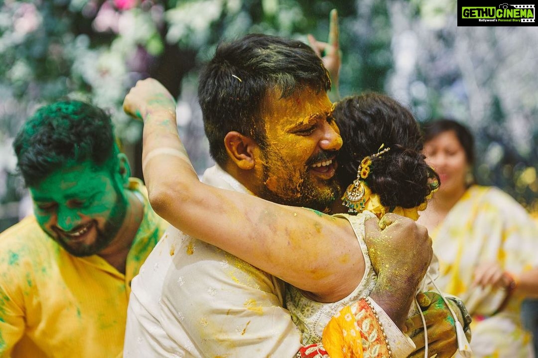 Swara Bhaskar Instagram - Haldi in some cultures, Ubtan and Maiyan in some, but love is a language all cultures understand. ♥️ #SwaadAnusaar Pics: @tarunchawlaphotography Delhi, India
