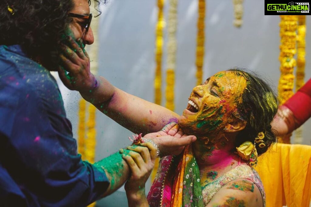 Swara Bhaskar Instagram - Haldi in some cultures, Ubtan and Maiyan in some, but love is a language all cultures understand. ♥️ #SwaadAnusaar Pics: @tarunchawlaphotography Delhi, India
