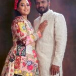 Swara Bhaskar Instagram - When asked what the secret to a successful relationship is, digital coverstar Swara Bhasker (@reallyswara) shares, “I don’t want to give advice because our relationship is very new. But I think what enabled us to be together was that we accepted that we come from different worlds. In India, love comes with a lot of societal pressure. Young couples in India have to battle caste, class, and religion... But if you love each other, then fight the fear.” ⠀⠀ “We need to acknowledge that we are two different people, hailing from different backgrounds, who have different lived experiences. I would say don’t change who you are fundamentally, but it is okay to step out of your comfort zone. That’s how you learn... She [Swara] has this wonderful, non-judgmental attitude towards everyone. And this allowed me to share my innermost feelings with her. She is extremely supportive, and she gave me that safe space that I was craving,” adds Fahad Ahmad (@fahadzirarahmad). Editor: Nandini Bhalla (@nandinibhalla) Videographer: Shrey Gulati (@shrey_gulati) Video Editor: Sanyam Purohit (@sanyampurohit) Styling: Palak Valecha (@_palakvalecha_) Interview: Meghna Sharma (@sharmameghna) Hair and Make-up: Anu Kaushik (@kaushikanu) Fashion Assistant: Rhea Kimberly Mitra (@rheaa_mitra) Artist’s Reputation Management Agency: Keerat Publicity (@kpublicity), Shilpi Ishan Verma (@duggal_shilpi), Bhavika Karia (@bhavikak27) Swara is wearing an Upcycled Multi Patchwork Red Ombré Lehenga, and Upcycled Multi Patchwork Peplum Jacket with Bralette, both Varun Bahl (@varunbahlcouture). Nooran Polki Set, Panchsheel Jewellers (@panchsheeljewellers). Gold Jadau Paunchi Bracelet, Amrapali Jewels (@amrapalijewels) Fahad is wearing a Cream Three-Dimensional Floral Sherwani Set, Seema Gujral (@seemagujraldesign) Read their full interview in the latest issue of Brides Today...on stands now. . . . . . #BridesToday #SwaraBhasker #FahadAhmad #BridesTodayCover