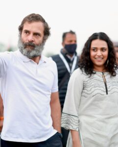 Swara Bhaskar Instagram - At a time when hate is normal & the dominant logic is that ‘no low is too low as long as the election is won’.. when society is so brutalised that we barely blink at heinous crimes, 
@bharatjodo 
 yatra is a radical new imagination & expression of how we can resist hate. 💛✨🇮🇳
@incindia @rahulgandhi
.
Photographer: @_jaiswalashish