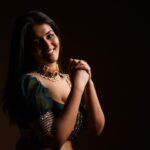 Swathishta Krishnan Instagram - 🖤 . . . Wearing @savinidii_official Styling @paviiiee_08 Shot by @gilbertphotographer Jewellery @mspinkpantherjewel Mua @chisellemakeupandhair