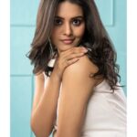 Swathishta Krishnan Instagram - Always classy Never trashy and a little bit sassy🤍 . . . Styling @paviiiee_08 Wearing @soul__spectrum Mua @keerthana_makeupartistry Captured by @mikkie_photographhy Asst by @robert_0211 Retouch @sabu.dxb