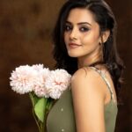 Swathishta Krishnan Instagram - 💚💚💚 . . . Wearing @soul__spectrum Styling @paviiiee_08 Makeover @keerthana_makeupartistry Captured by @mikkie_photographhy Retouch @sabu.dxb Asst by @robert_0211