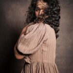 Swathishta Krishnan Instagram – Chocolate Brownieeeee 🤎
.
.
Wearing @typechennai 
Styling @paviiiee_08 
Makeover @chisellemakeupandhair 
Shot by @gilbertphotographer