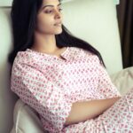 Swathishta Krishnan Instagram - Life is better in pyjamas 💗 and it’s even more better if you wear @demozastores . . . . Shot by @mikkie_photographhy Mua @vickys_makeup_room Shot at @clarion_hotel_president
