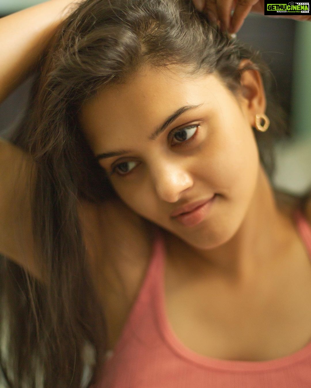 Swathishta Krishnan Instagram - @padambyveni captured the most comfortable version of myself 💗 . . . . #random