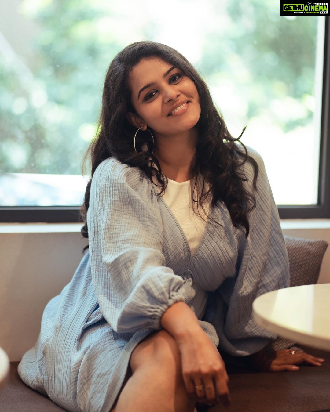 Swathishta Krishnan Instagram - 🤍🤍 . . . . Styling @beingstyl Photography @theportraitstudio_tps Mua: @makeoverwithmamata_gangadhar Bangalore, India