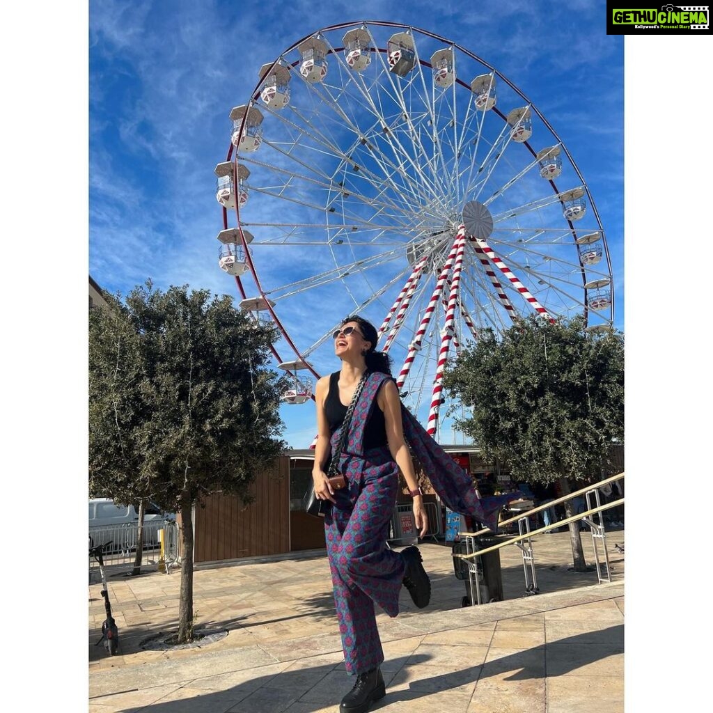 Taapsee Pannu Instagram - Sun, smile and wheeeeeeeeeel! That feeling when you recently got back from holiday but feels like its time to head out again! With my photographer @shagun_pannu