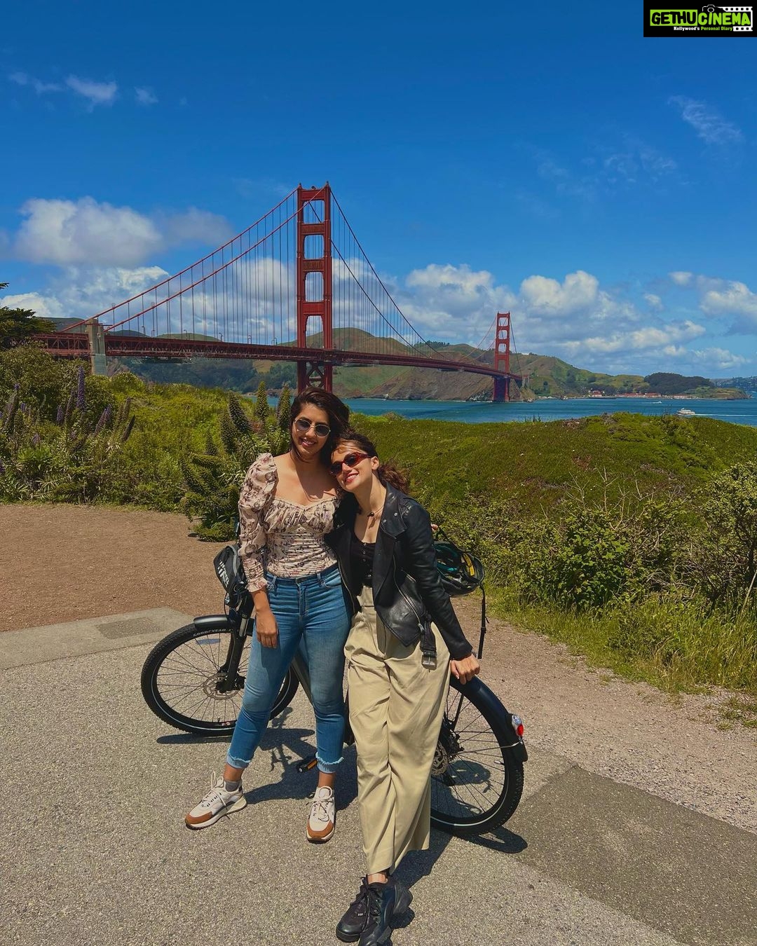 Taapsee Pannu Instagram - Light's fading I'm changing Overthinking, I don't know what to do.. Take me back, take me back #SanFrancisco