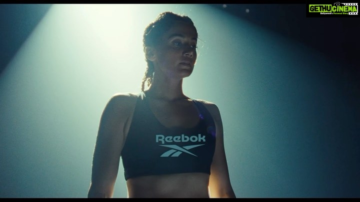 Taapsee Pannu Instagram - I am not the same old, same old. Running for the same goals. Learning from the same books, following that same look #IAmTheNew @reebokindia #Reebok