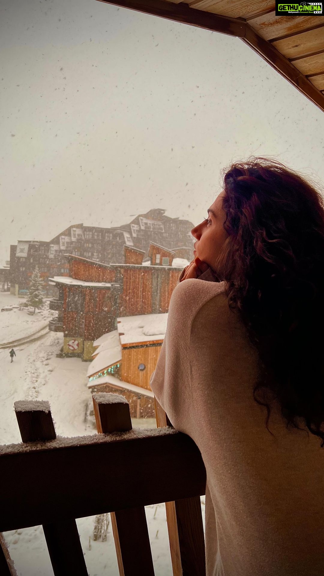 Taapsee Pannu Instagram - Time to wake up to reality …….