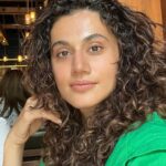 Taapsee Pannu Instagram - These streets will make you feel brand new Big lights will inspire you Let's hear it for New York New York New York