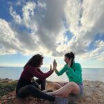 Taapsee Pannu Instagram - To my first… forever….. to many more sunrise n sunsets together… Happy Birthday Puchi! My 8 and my favourite !