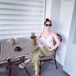 Tamannaah Instagram - Spot the difference 🍍🍍🍍 #fineapple #favourite @sentosa_island @thebarrackshotel @travelandleisureindia #sentosa #discoversentosa #thebarrackshotel #fareasthospitality Singapore