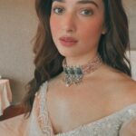 Tamannaah Instagram - Devangi Parekh and I go way back! I've been shopping at AZA for as long as I can remember. The store and Devangi always come to my rescue when I need to put together a last-minute look.  I was super excited when I learned they were extending their warmth and services to Hyderabad. I am really glad I could join the celebrations and be here for @azafashions latest flagstore opening. Thank you Dr.Alka Nishar and Devangi for this and here's to many more such stores! 🙌🏻❤️ Sari: @pallavi_mohan_not_so_serious_ from AZA