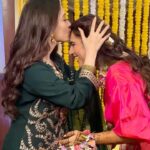 Tamannaah Instagram - Of love, beautiful moments, and singing together… ❤️❤️❤️ Tammy Boo loves you, @dishaajwani 🥰🥰🥰 Video courtesy: @throwbakc
