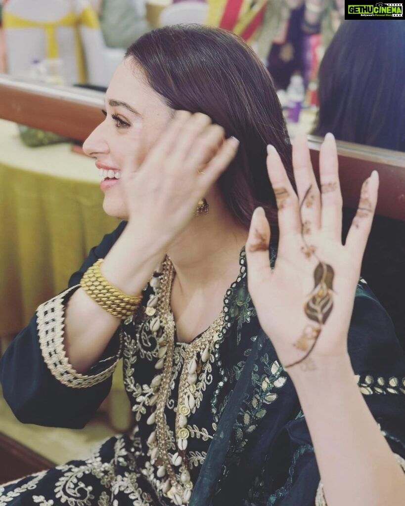 Tamannaah Instagram - Mehendatory 😎