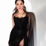 Tamannaah Instagram - Forces of Fashion 🖤🖤🖤 @vogueindia Wearing - @manishmalhotraworld @manishmalhotra05 Jewellery - @anmoljewellers @dipublicrelations Styled by - @ekalakhani Style Team - @nupur_p @arpita.kc @team___e Hair and Makeup - @florianhurel assisted by @bhaktilakhani Photographed by - @leroifoto