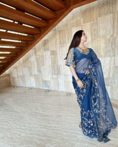Tamannaah Instagram - Blue-ming 🌸🌸🌸