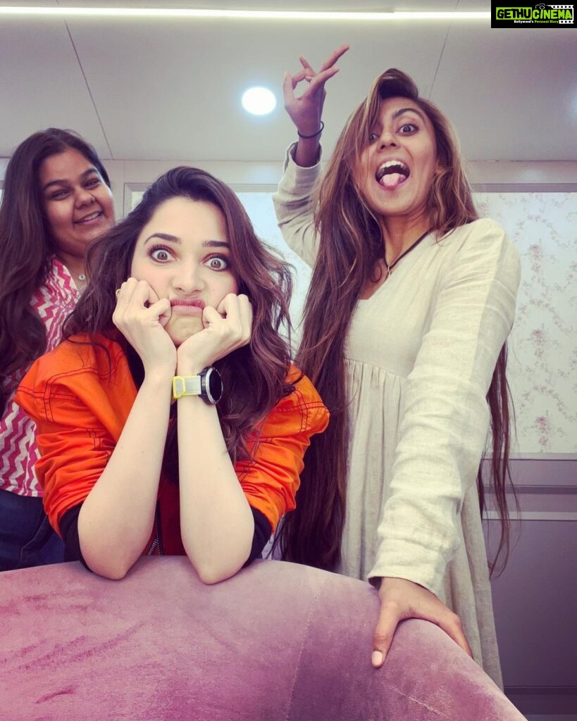 Tamannaah Instagram - This is where I spend most of my time and these are the people I enjoy doing it with ❤️❤️❤️ @bbhiral @savleenmanchanda . First working day of 2023✅