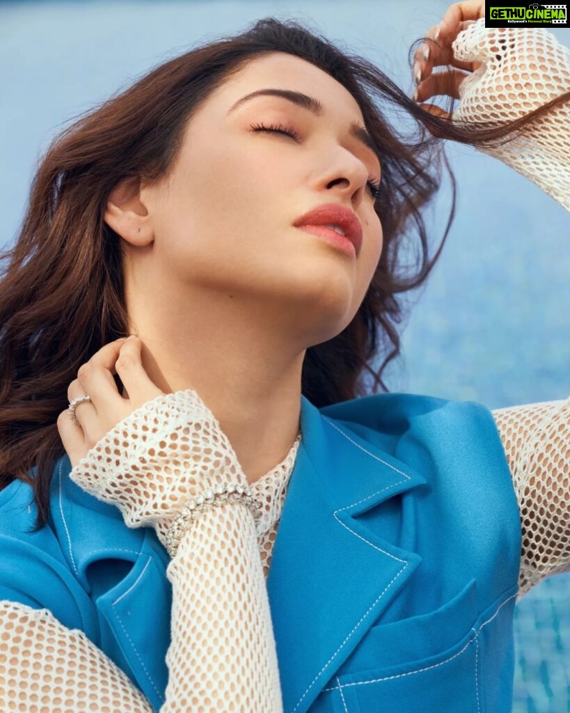 Tamannaah Instagram - You can run but you can't Hyde(rabad). Back in the city! #GurthundaSeethakalamOnDec9th Outfit: @studiomoonray Jewellery: @blingsutra @ascend.rohank Heels :@louboutinworld Styled by: @shaleenanathani Assisted by: @vasudhaguptaa Makeup: @billymanik81 Hair: @themadhurinakhale Photographed by: @eshaangirri