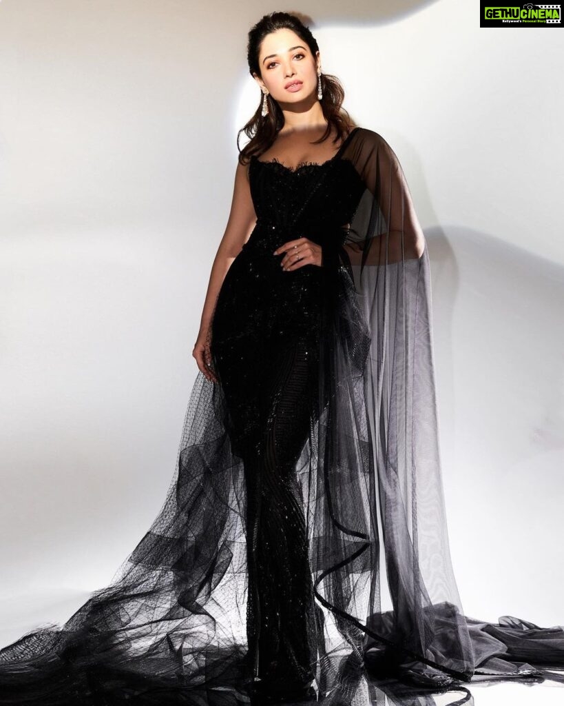 Tamannaah Instagram - Forces of Fashion 🖤🖤🖤 @vogueindia Wearing - @manishmalhotraworld @manishmalhotra05 Jewellery - @anmoljewellers @dipublicrelations Styled by - @ekalakhani Style Team - @nupur_p @arpita.kc @team___e Hair and Makeup - @florianhurel assisted by @bhaktilakhani Photographed by - @leroifoto