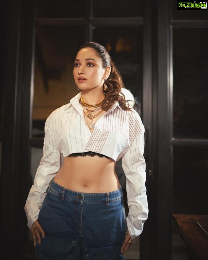 Tamannaah Instagram - Crop it like it’s hot 🤍🤍🤍 Outfit: @off___white @giuseppedimorabito_official Jewelry: @misho_designs @gabyray @ishhaara Styled by: @shaleenanathani Assisted by: @vasudhaguptaa Hair: @hairbyseema assisted by @aryan.mhatre07 Makeup: @savleenmanchanda Assisted by: @anushkajainn__ Shot by: @pixel.exposures @vidhigodha Digital team: @59thparallel