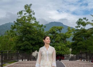 Tamannaah Instagram - Finding balance on and off the mat! 🧘🏻‍♀️🧘🏻‍♀️🧘🏻‍♀️ For the longest time yoga for me was all about getting the posture correct, doing all asanas the right way. But all that changed last year. Through the teachings of @sadhguru and during my visits to the @isha.foundation, I began to truly understand the true purpose of yoga. Simply put, it is an intricate, detailed user’s manual of the body. If you look beyond the asanas, it will open up a whole new world. 🤍 I’ve taken the learnings and created a way of life that helps me to listen, explore, and to unlock the hidden potentials within myself. Every practice of yoga today takes me on a journey of self-discovery, revealing the intricate connection between the breath, mind, and spirit. ✨ I hope that in the future, we don’t have to dedicate a day for yoga to celebrate its true potential… but that it becomes a part of our journey to becoming the best versions of ourselves… both physically and mentally! Happy International Yoga Day… now go unlock your full potential. 😉 #InternationalYogaDay
