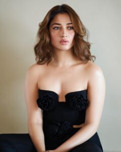 Tamannaah Instagram - ❤️‍🔥❤️‍🔥❤️‍🔥

Outfit : @magdabutrym
Jewelry: @outhousejewellery
Styled by : @shaleenanathani
Assisted by : @vasudhaguptaa
Makeup by : @savleenmanchanda
Hair by : @hairbyseema
Shot by : @pixel.exposures @vidhigodha