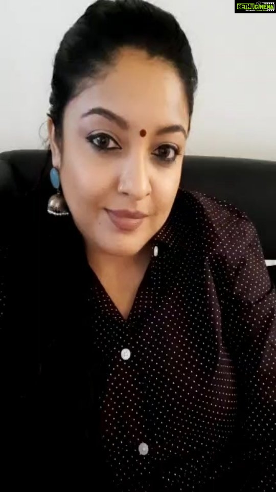 Tanushree Dutta Instagram - You tube channel link in insta profile description too & below 👇 https://www.youtube.com/live/Z8Gq_s-3QRY?feature=share